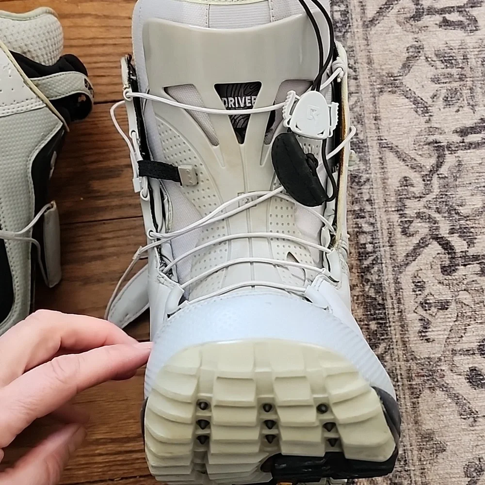 Burton Mens Driver X Snowboard Boots in Grey and Black Size 8.5